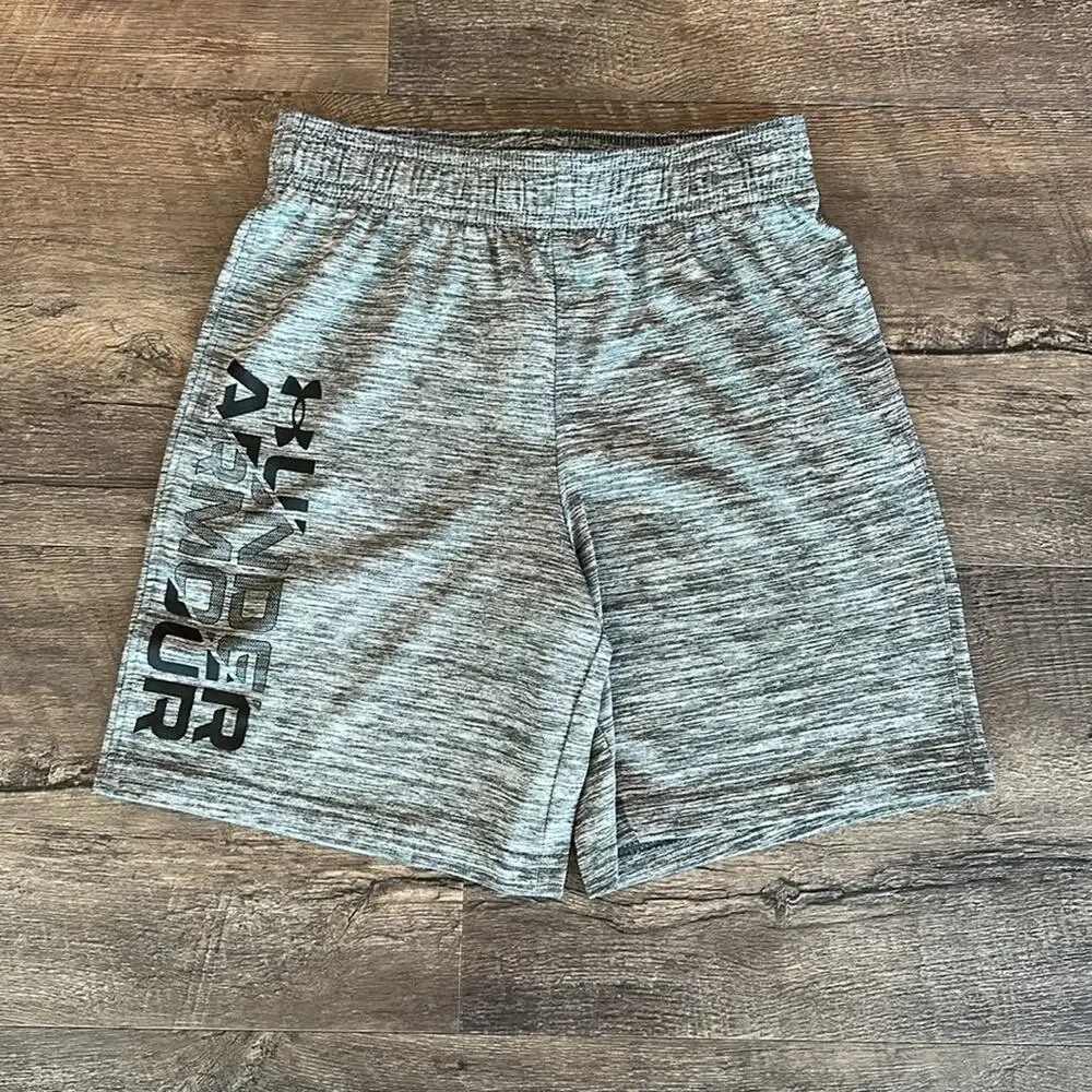 Under Armour Little Boy size 6 Baseball Two-Piece Athletic Tee and Short Set‎